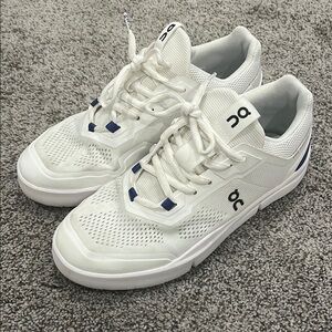 On Cloud Women’s White and Blue Sneakers